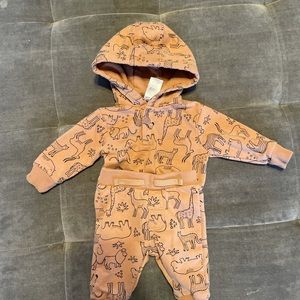 Baby sweatsuit